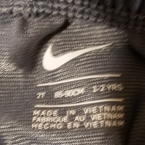 Nike Shorts & T-Shirt 24 Months - Picture 6 of 8